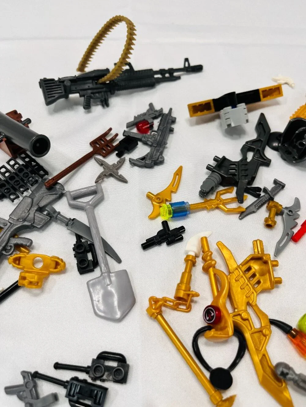 Lot of LEGO Minifigure Accessories Weapons Tools Parts Minifig Ninjago Star Wars
